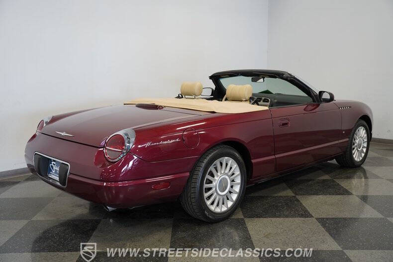 2004 Ford Thunderbird Deluxe