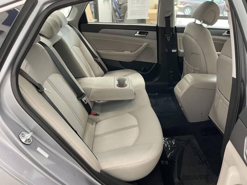 2016 Hyundai Sonata Hybrid SE