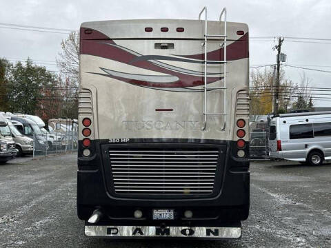 2005 Freightliner XC Chassis