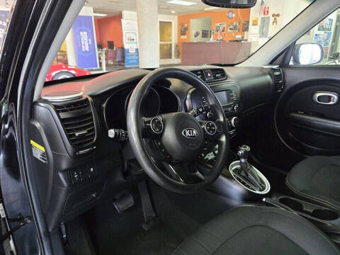 2016 Kia Soul +