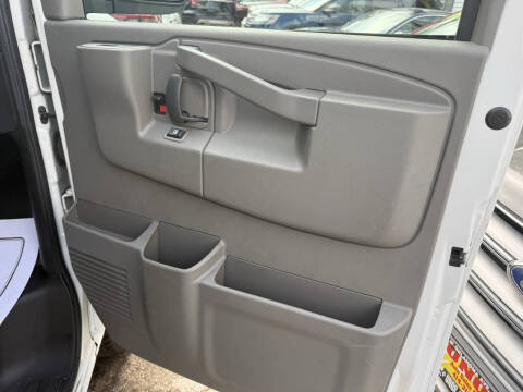 2020 Chevrolet Express 2500