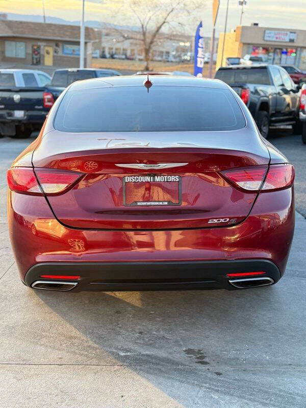 2016 Chrysler 200 S
