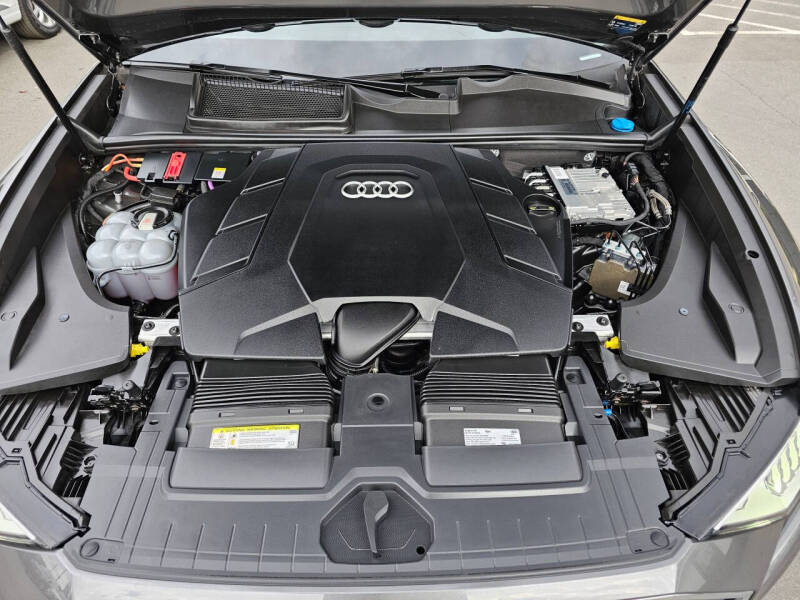 2019 Audi Q8 quattro Prestige 55 TFSI