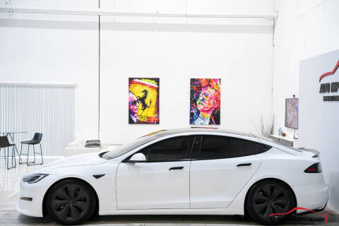 2023 Tesla Model S Standard Range