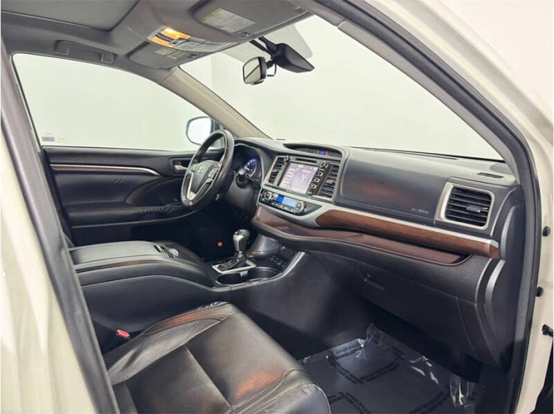 2015 Toyota Highlander Limited Platinum