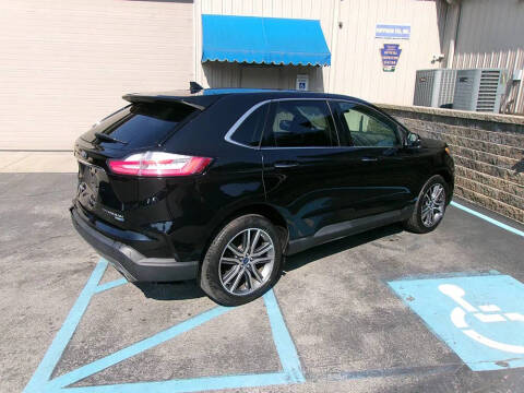 2019 Ford Edge Titanium