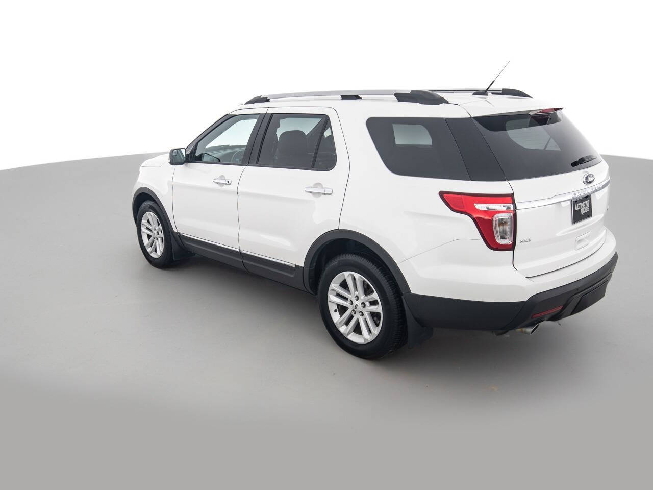 Used Car 2015 Ford Explorer  Xlt Awd 4dr Suv For Sale Under $10,000 In Coal City, Illinois
