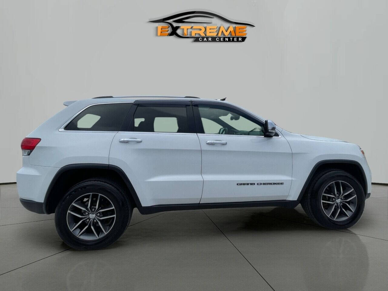 2017 Jeep Grand Cherokee for sale at Extreme Car Center in Detroit, MI