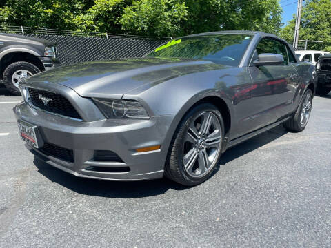 2014 Ford Mustang for sale at LULAY'S CAR CONNECTION in Salem OR