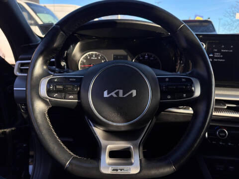 2023 Kia K5
