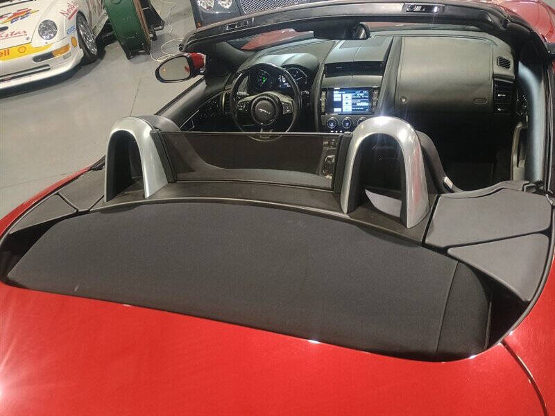 2015 Jaguar F-TYPE 59