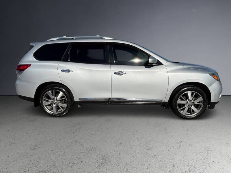 2013 Nissan Pathfinder Platinum