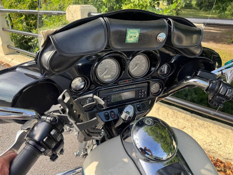 2012 Harley-Davidson FLHTC103 -