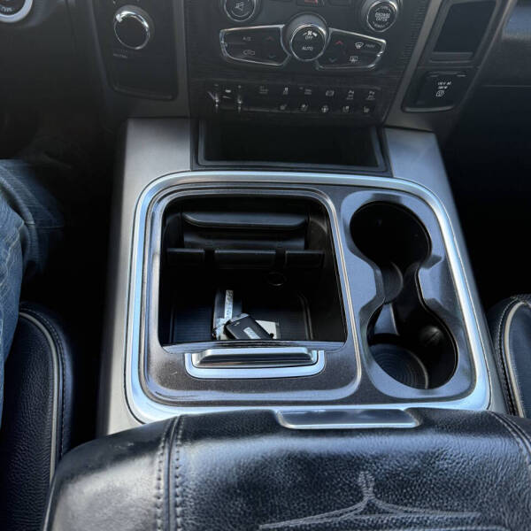 2017 RAM 3500 Laramie Longhorn