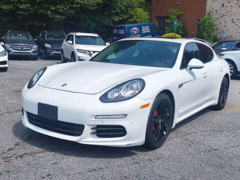 2016 Porsche Panamera