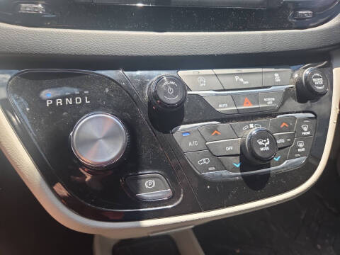 2018 Chrysler Pacifica Touring L