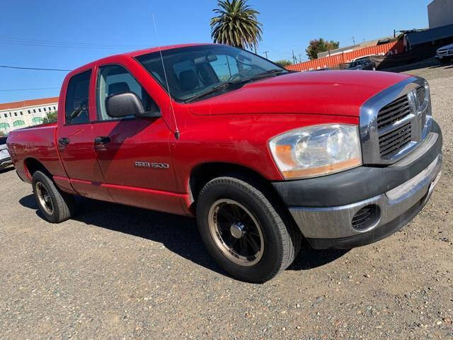 2006 Dodge Ram 3500 SLT MEGA CAB 2WD / 5.9L DIESEL / 6-SPEED