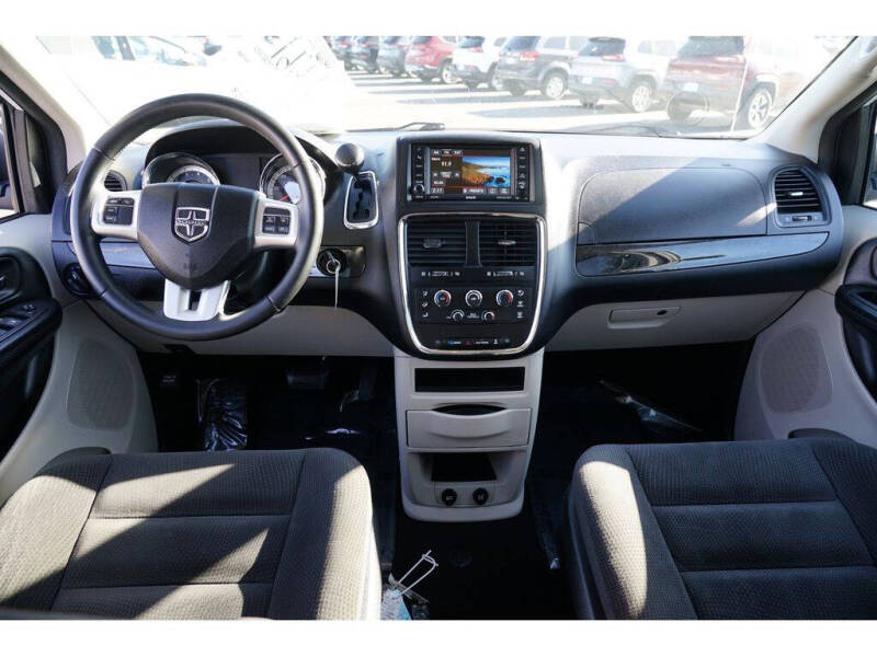 2017 Dodge Grand Caravan SE