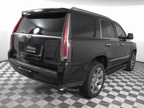 2015 Cadillac Escalade Luxury