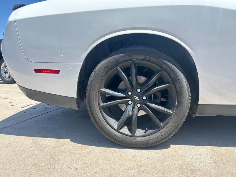 2018 Dodge Challenger SXT