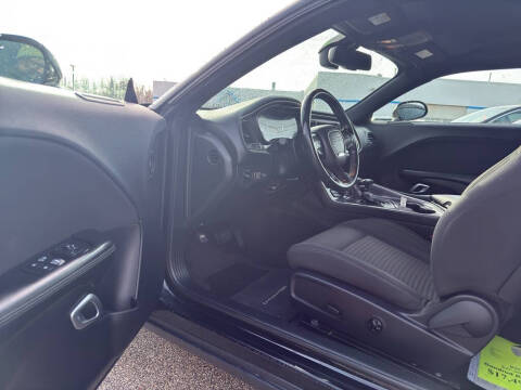 2016 Dodge Challenger SXT