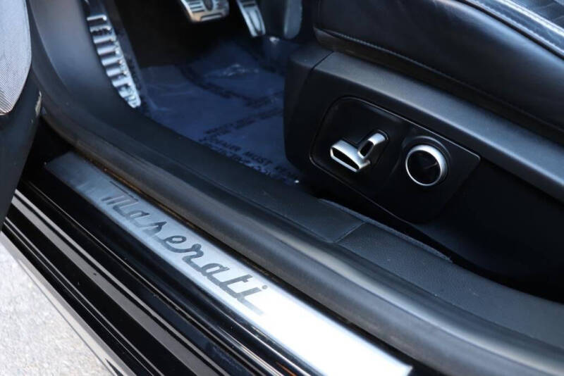 2022 Maserati Quattroporte Modena