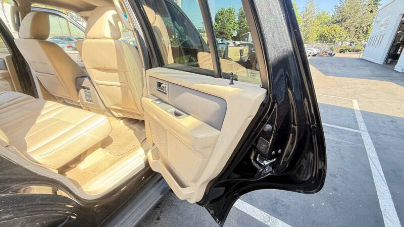 2011 Ford Expedition XLT