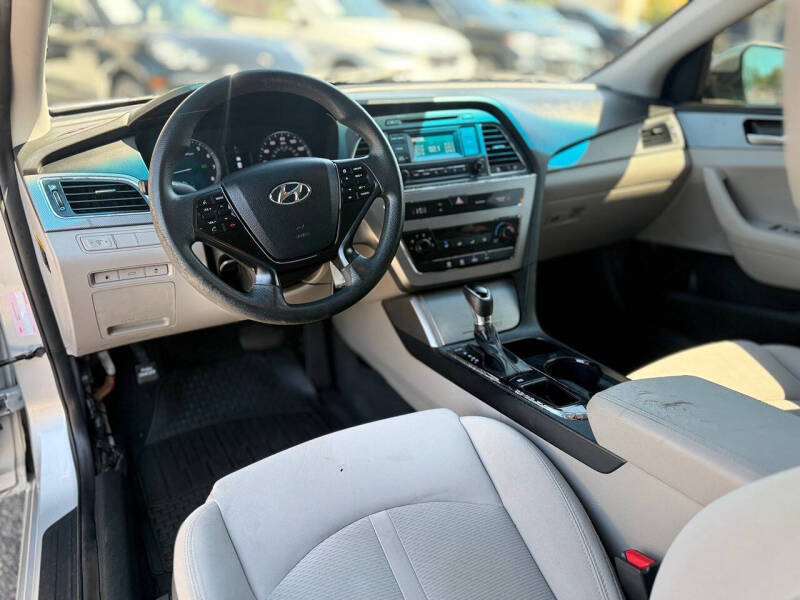 2017 Hyundai Sonata SE