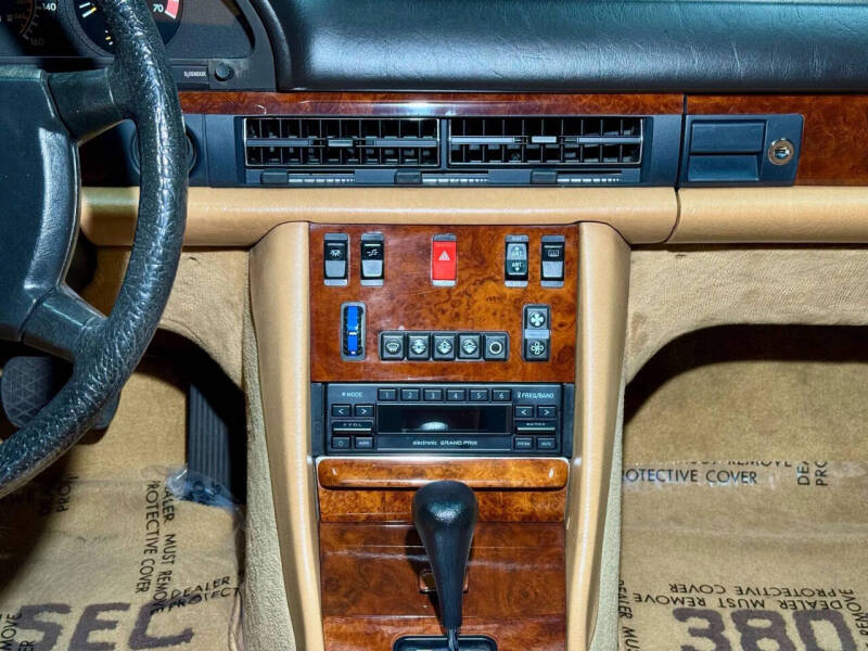 1982 Mercedes-Benz 380-Class 380 SEC