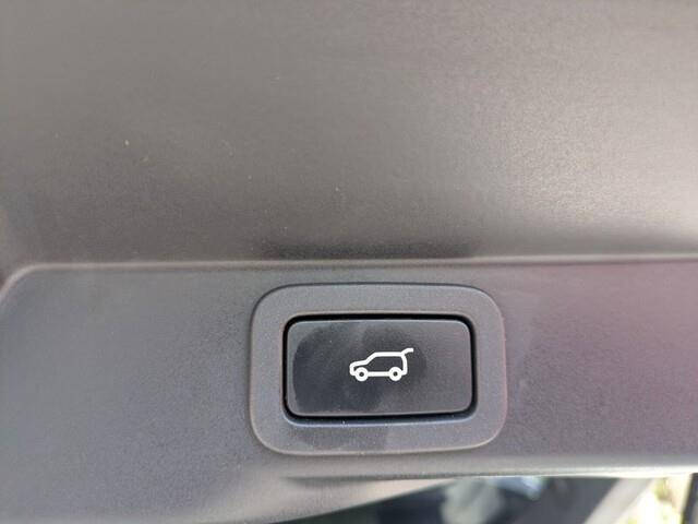 2017 Land Rover Range Rover Sport SE