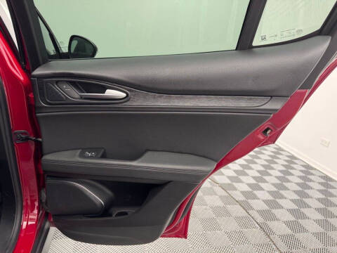 2022 Alfa Romeo Stelvio Sprint