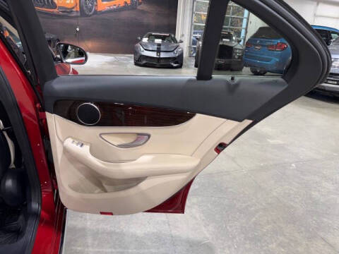 2017 Mercedes-Benz C-Class