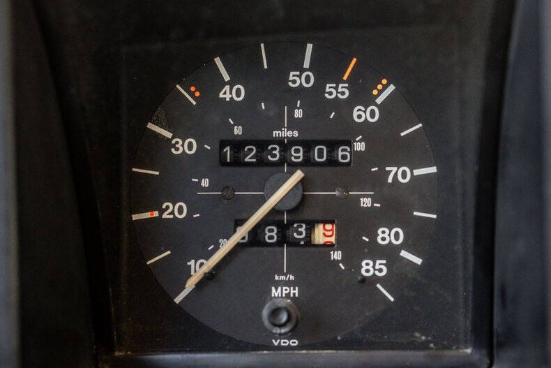 1982 Volkswagen Vanagon Camper