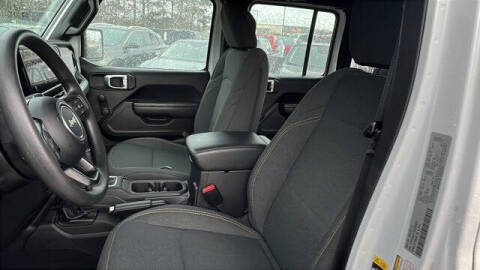 2024 Jeep Wrangler Sport