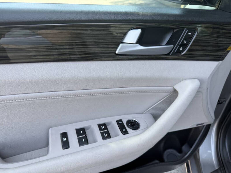 2017 Hyundai Sonata Hybrid
