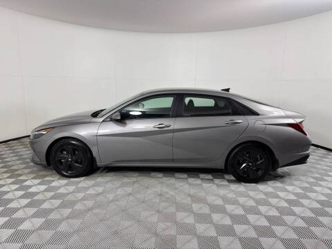 2022 Hyundai Elantra