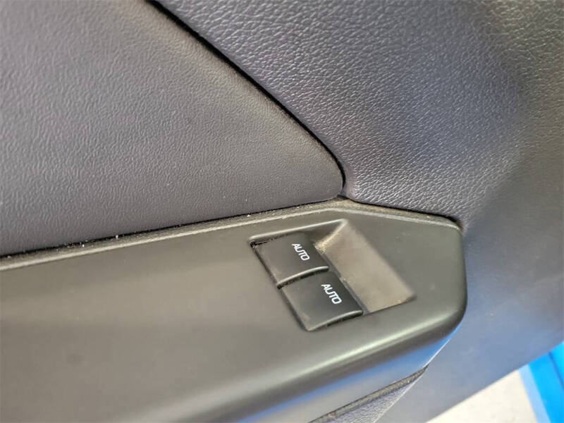 2013 Ford Mustang V6