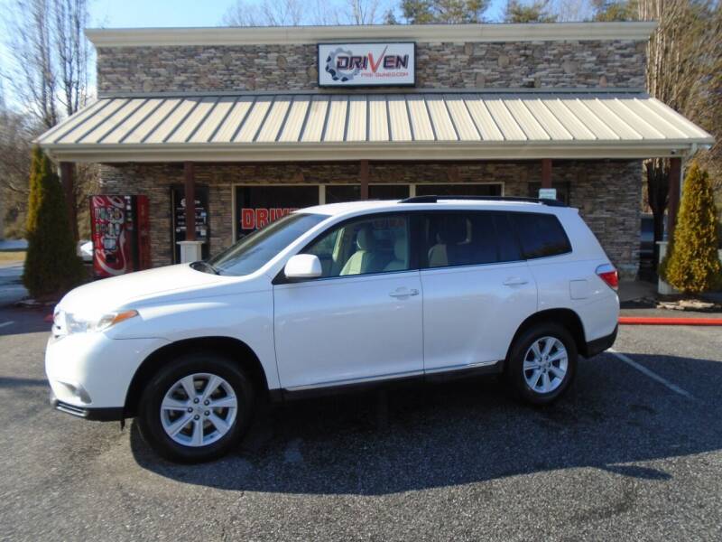 2013 Toyota Highlander for sale at Driven Pre-Owned in Lenoir NC