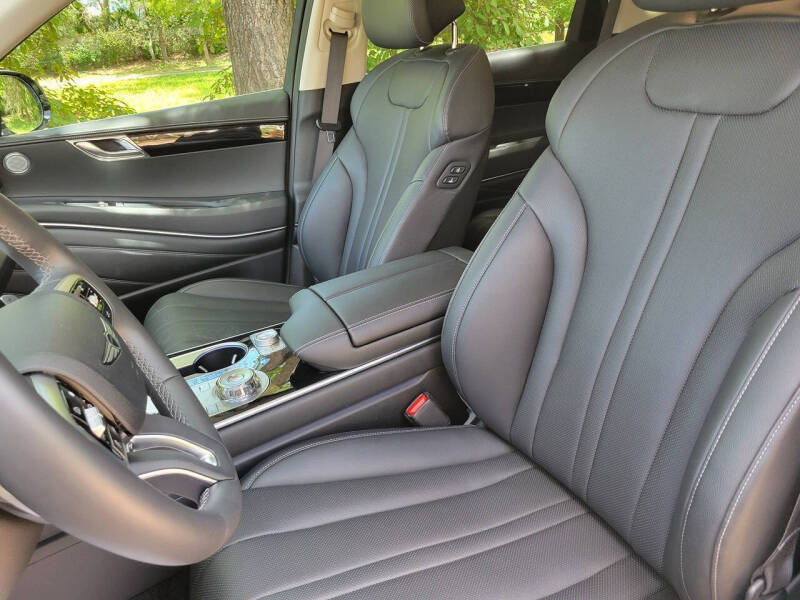 2026 Genesis GV80 2.5T