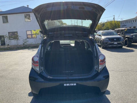 2012 Toyota Prius c One