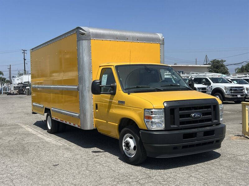 2022 Ford E-Series