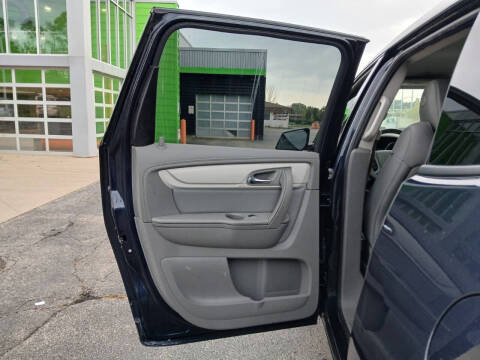 2017 Chevrolet Traverse LS