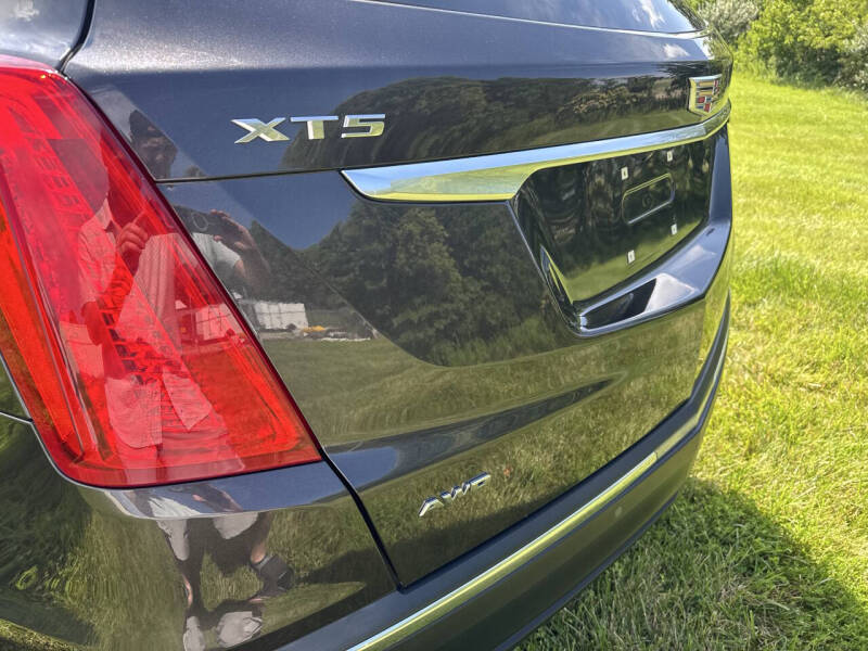2019 Cadillac XT5 Luxury