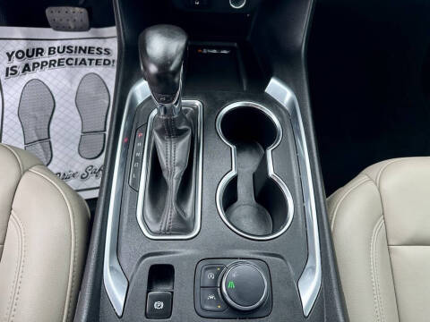 2022 Chevrolet Traverse LT Leather