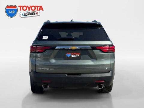 2023 Chevrolet Traverse LT Leather