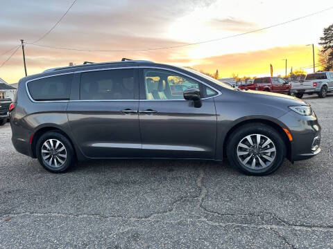 2021 Chrysler Pacifica Hybrid Touring L