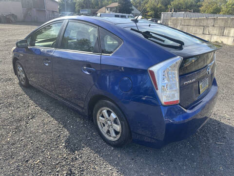 2010 Toyota Prius III