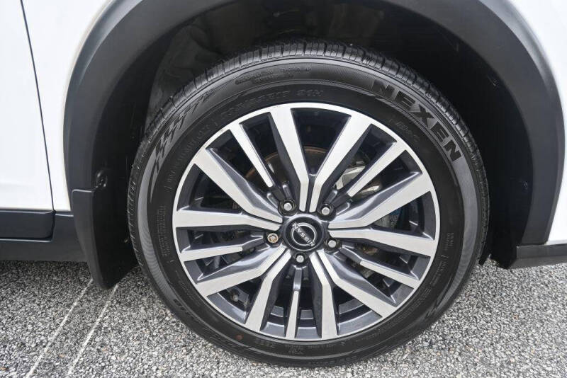 2022 Nissan Kicks SV
