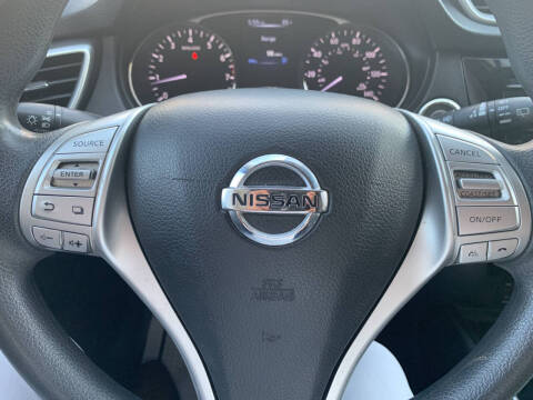 2015 Nissan Rogue SV