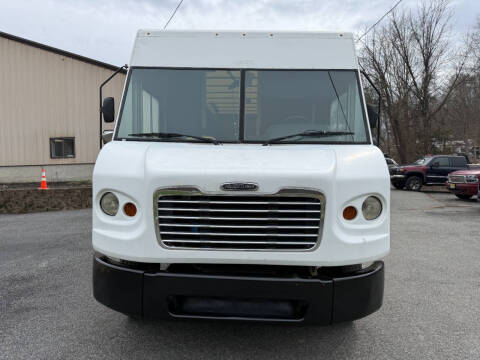 2017 Freightliner MT55 Chassis